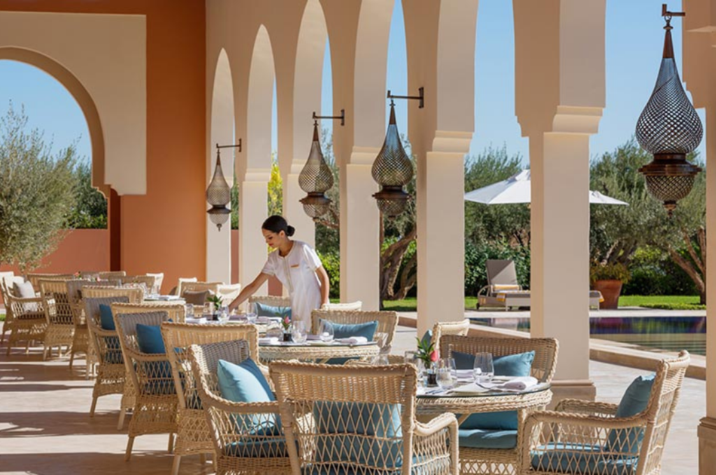 Profitez d'un séjour de luxe à The Oberoi, l'hôtel 5 étoiles à Marrakechadmirer une vue splendide sur les Montagnes de l'Atlas ..